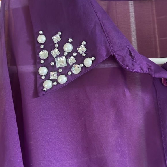 Rampage. Purple blouse. Size medium - Picture 3 of 9